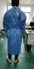 Vestido médico disponible azul del aislamiento 45g con el puño elástico no estéril o EO estéril