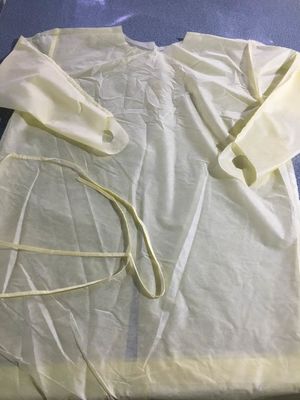 Vestidos médicos disponibles del nivel 4 estéril de Aami con el puño hecho punto